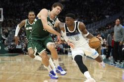 华体会官方平台下载-森林狼客场击败魔术，豪取五连胜