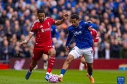 华体会官网-包含利物浦战胜埃弗顿，英超传统豪门卫冕之路再次辉煌的词条