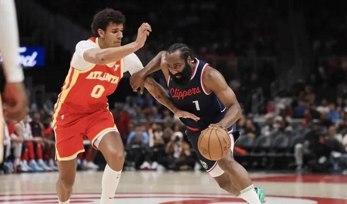 火箭大胜太阳，哈登砍下三双