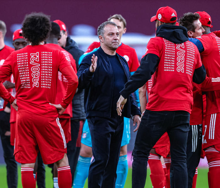 拜仁队夺得联赛冠军,赛季完美收官 拜仁队夺得联赛冠军,赛季完美收官