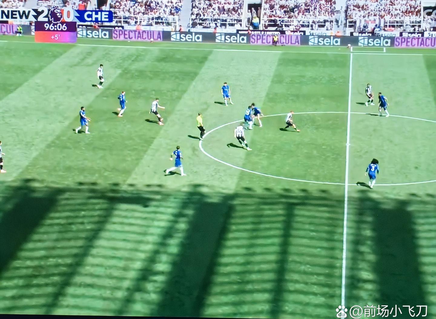 包含诺维奇客场战胜纽卡斯尔，成功逆转取胜的词条