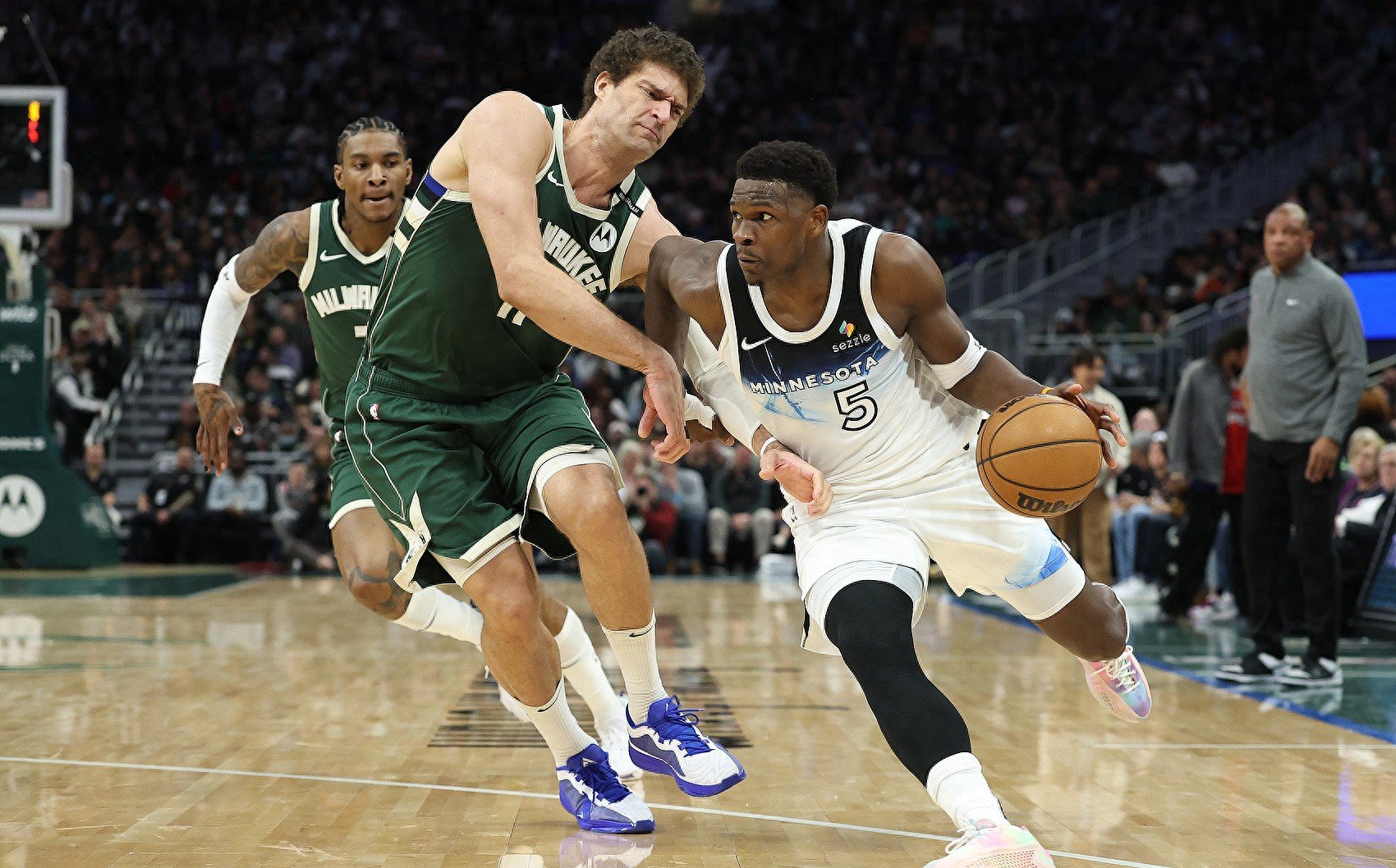 森林狼客场击败魔术，豪取五连胜