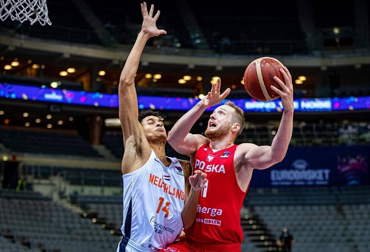 布林德特助攻,比利时3-1战胜芬兰晋级欧洲杯16强 布林德特助攻,比利时3-1战胜芬兰晋级欧洲杯16强