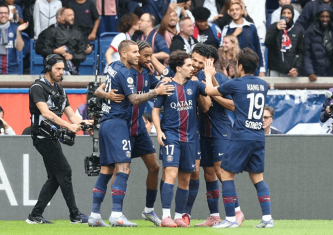 里尔主场大捷,继续领跑法甲积分榜的简单介绍 里尔主场大捷,继续领跑法甲积分榜的简单介绍