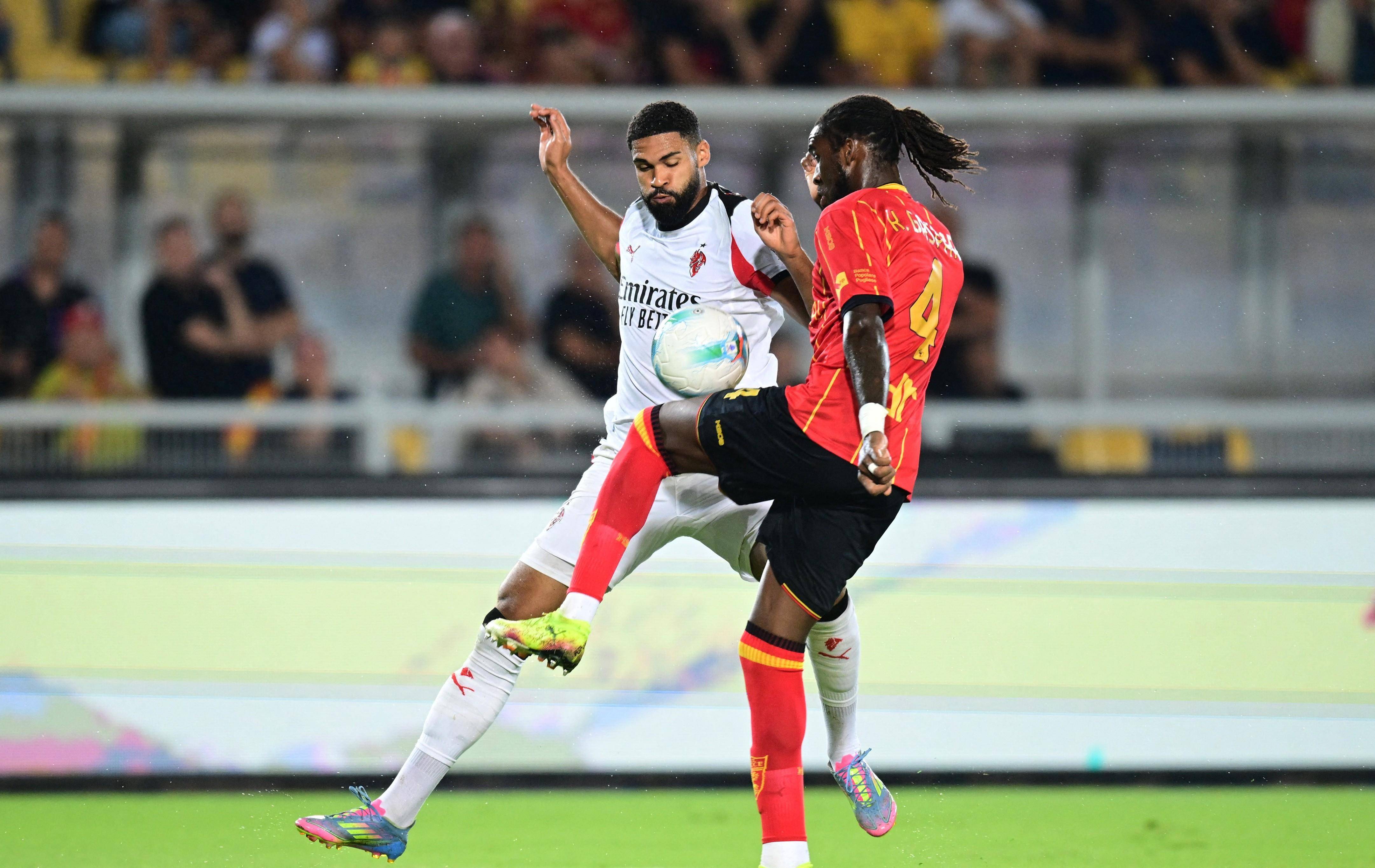 包含AC米兰中场控球稳定，延续领先优势的词条